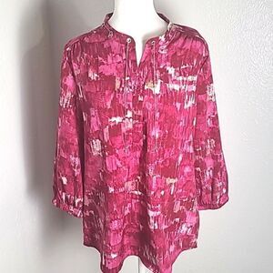 Gloria Vanderbilt Red, White,Pink Blouse, Grommets & Chain Neckline, Size Medium